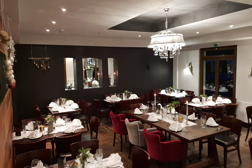 wolfschlucht_rodgau-hessen-frankfurt-eventlocation-hotel-restaurant-rhein-main-Kronleuchtersaal-6