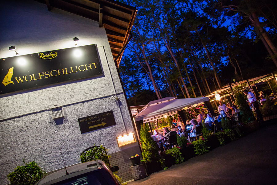 wolfschlucht_rodgau-hessen-frankfurt-eventlocation-hotel-restaurant-rhein-main-Offene-Terasse-2